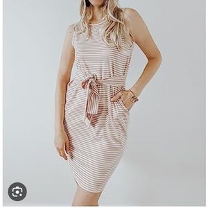 Merokeety Sleevless Striped Belted T-shirt Dress Sz M